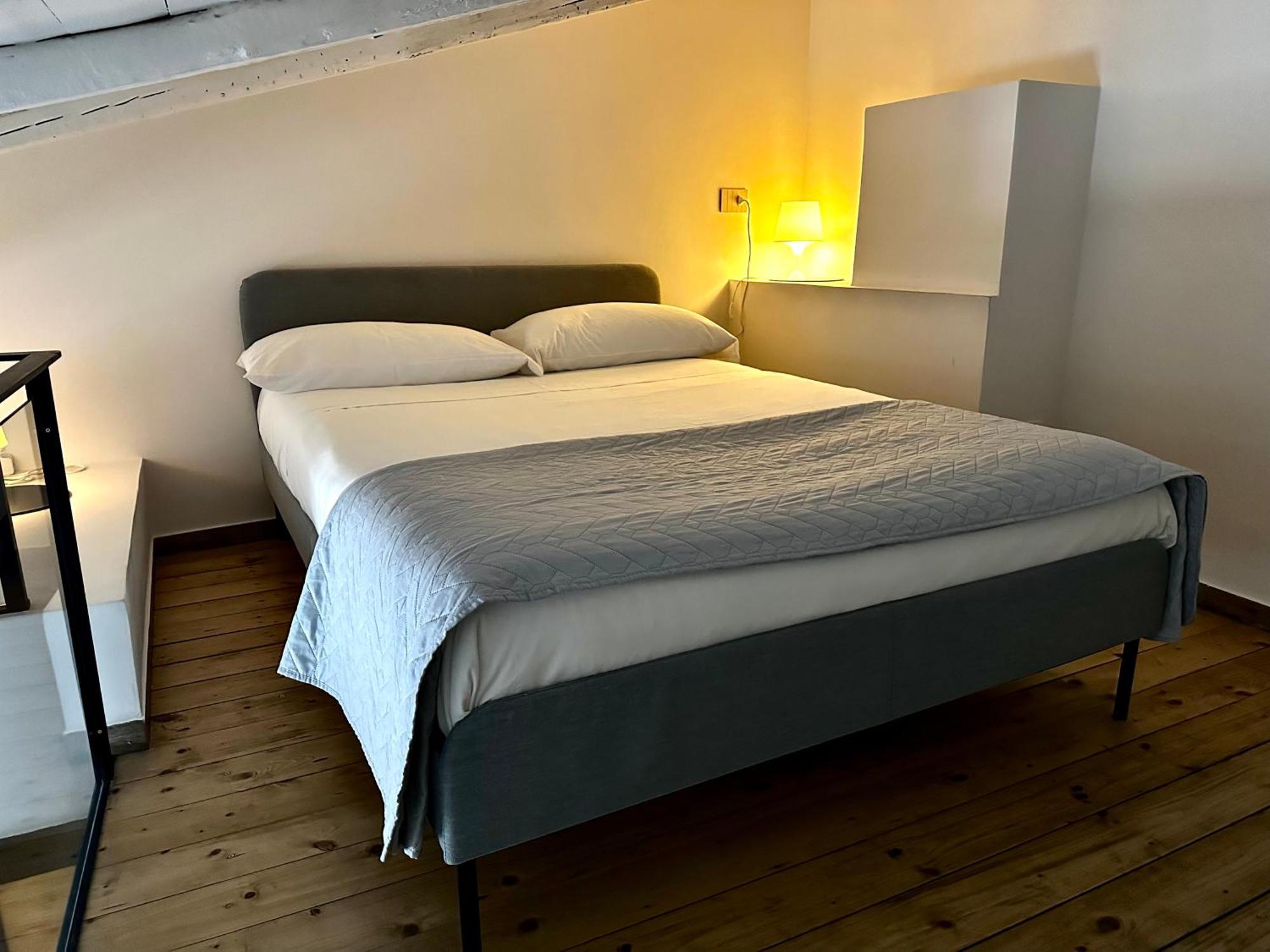 Ninetti Guest House - Apt Centro Storico Catania Bagian luar foto